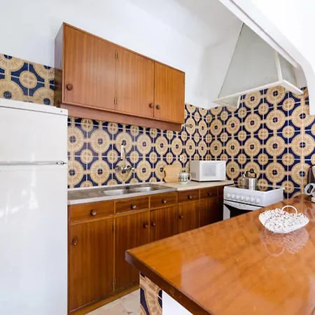 Vale Do Sol בית הארחה 3*